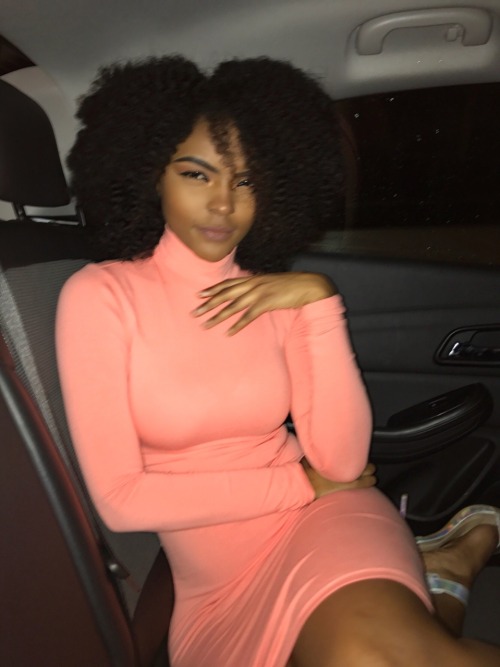 iamhannalashay:me on New Year’s looking like a blurry snack  You look like more a tender delicious morsel!!  Yummy!!