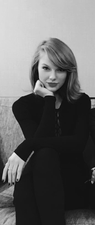 twopaperairplanenecklaces:My hope for the future, not just in the music industry, but in every young