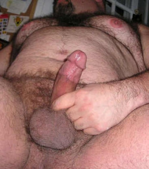 gulobear:  chonnyg:  gorditoslindos:  Gorditos Lindos  Love to slide my lips up and down YOUR cock! 😮😊   Ñam Ñam