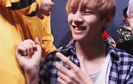 claybunny:  vmin + hands  I love it when they touch each other hands, its just really cute way of sk