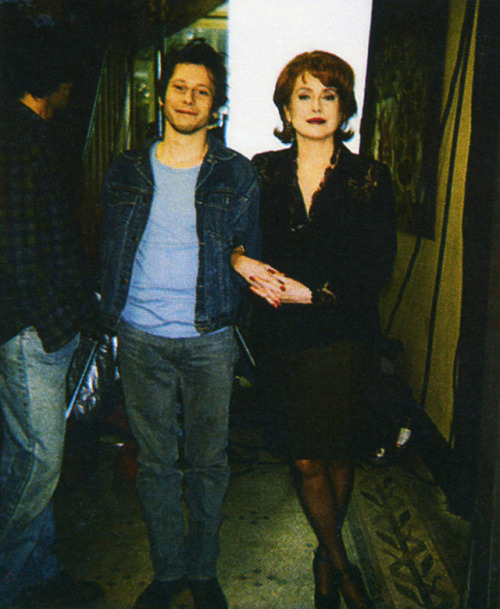 Mathieu Amalric and Catherine Deneuve photographed on the set of Généalogies d'un crime, 1997.