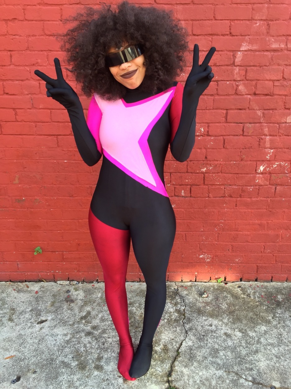 kieraplease:  As promised, here’s my Garnet Halloween costume. It’s not perfect