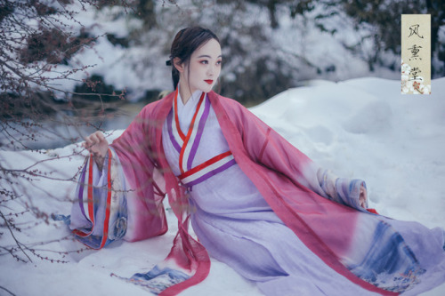 changan-moon:Traditional Chinese hanfu by 风熏堂