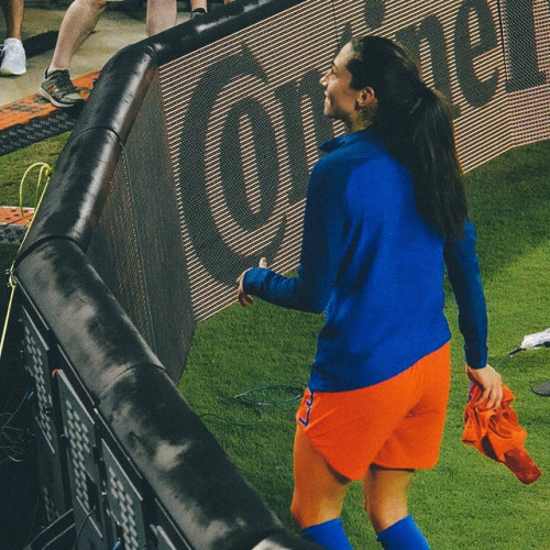 rookieforlife:twmasters: Why did Christen Press strip down to her sports bra on the field after the 
