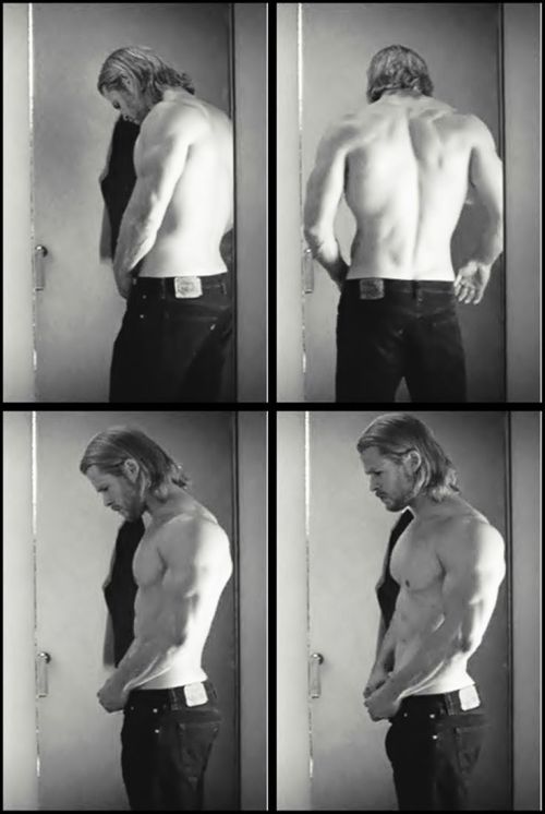 boytrappedinthcloset:  Chris Hemsworth truly is a God