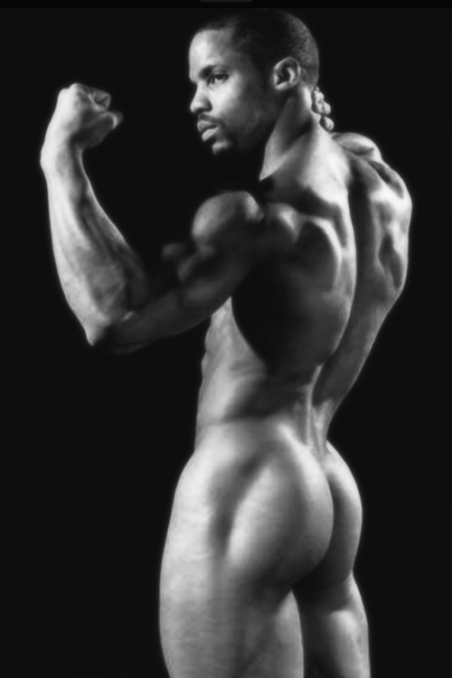 butlr42:  I would love to grind on that tight ass  He is so sexy
