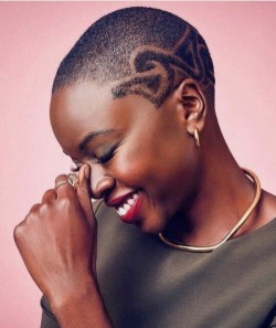 luvyourmane:  “Loving this fly cut on @blackpanther’s @danaigurira ✂️ by @byvernonscott |  . . #thecutlife #haircut #hair #barberlife #barber #danaigurira  #vernonscott #fade #twa #shorthair #shorthairdontcare #thecutlifemen #WakandaForever #wakanda