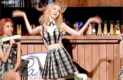 gingerfany: Goddess Yoona showing off the Check choreograph (x)
