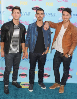 souslecieldesf:  The Jonas Brothers @ 2013