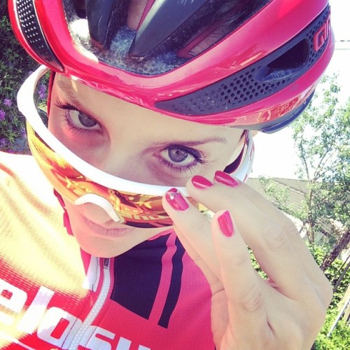 charliee1972: “"Yup, definitely training" as in “Yup, definitely riding to the cafe” ☀️ #s