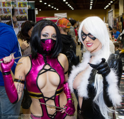 comicbookcosplay:  Mileena and Black Cat