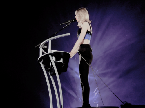 femmetay:1989 WORLD TOUR: MAY 6 2015, TOKYO: the long-lost ‘love story’ 1989 tour outfit