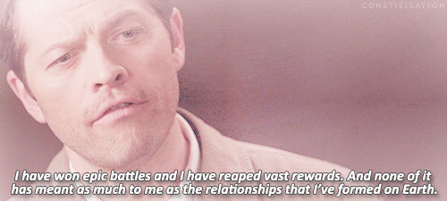 angels-dream-of-electric-sheep:constiellation:10x23 Deleted SceneI can’t believe they deleted this… 