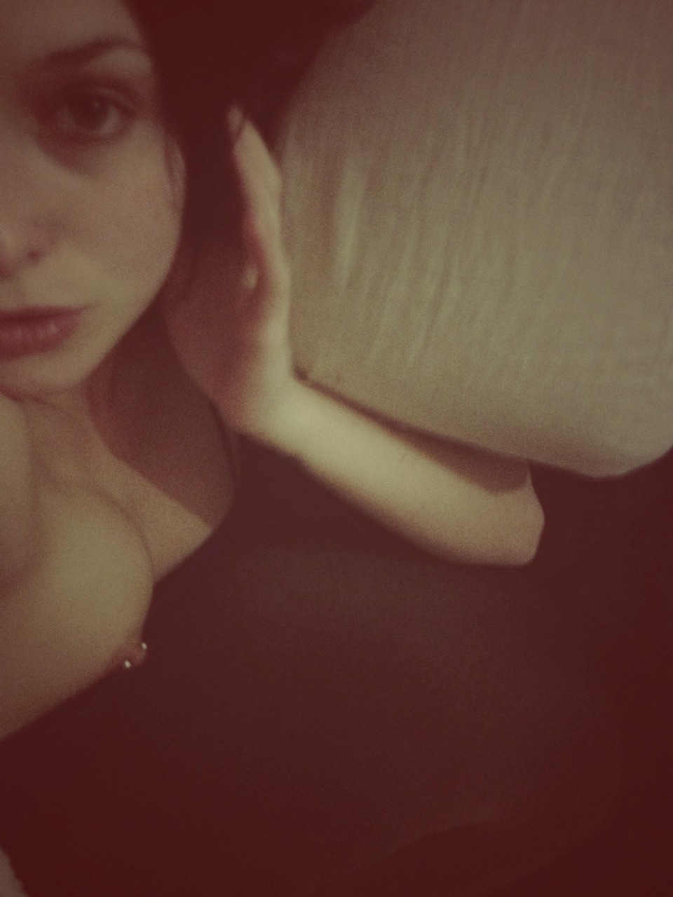 janemacherie:  I’m enjoying my boobs and all of their nude glory.
