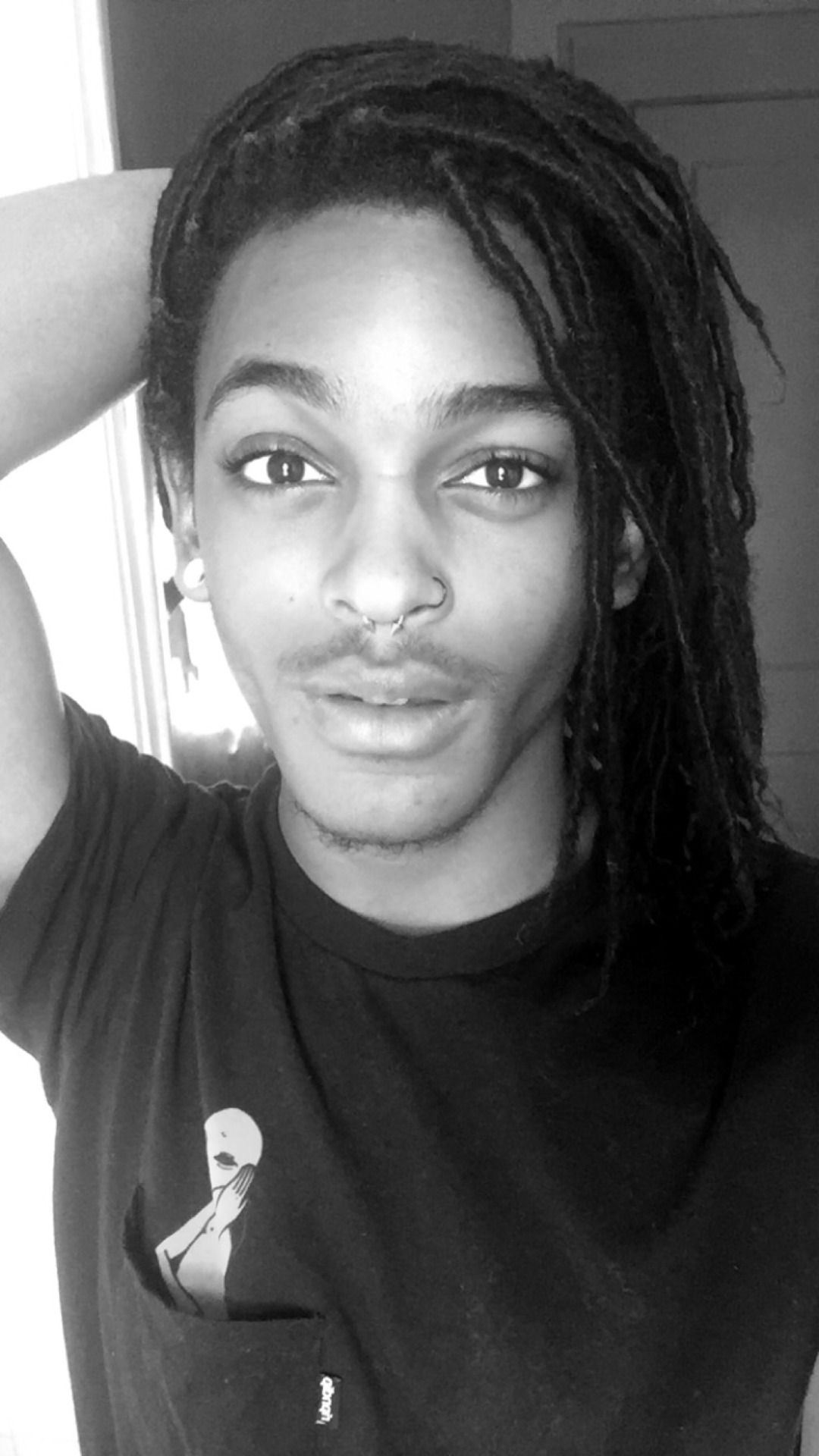 sickteenageminds:  just some selfies i took this morning due to great lighting