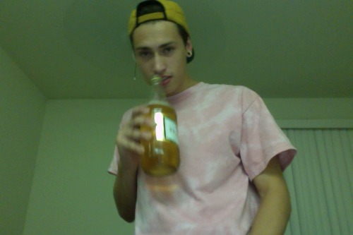 moderatelylowkey:  scary3k:  maybe this will jog some memories  fck me gud 
