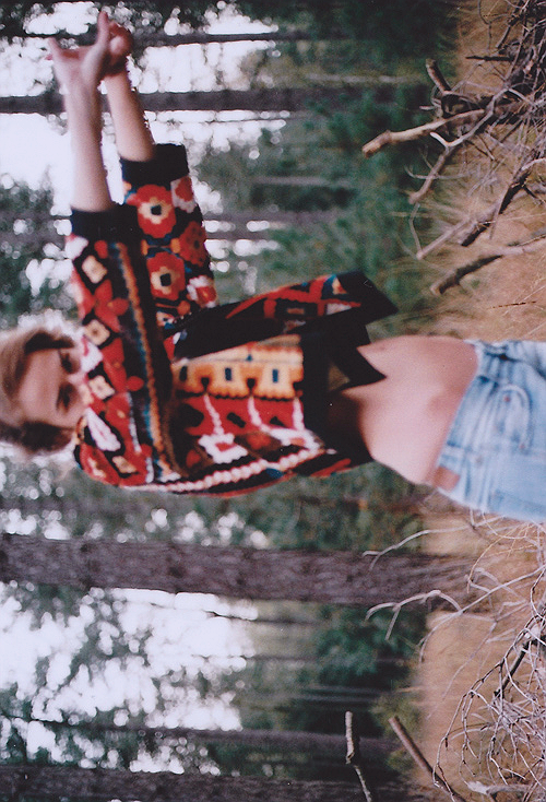 ship-wreckk:  Tumblr on We Heart It. http://m.weheartit.com/entry/55940375 