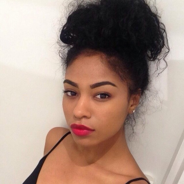 shesbombb:  http://london-zhiloh.tumblr.com/ 