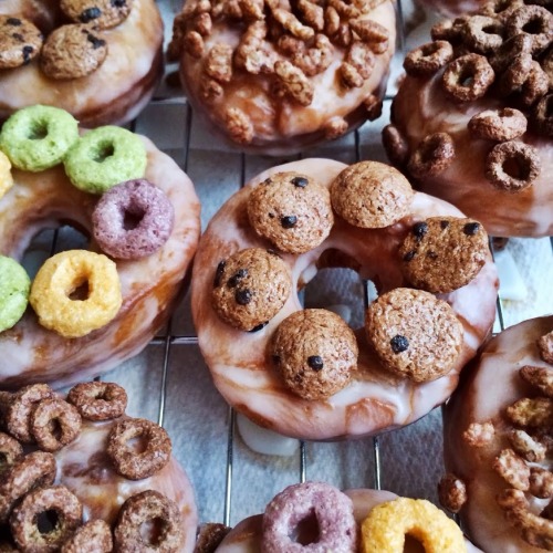 theginger-snap:  Last week I made these mouth-watering Voodoo Style Krispy Kreme Copycat Donuts from