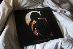 willyousleepalonetonight: My beautiful Vinyl 