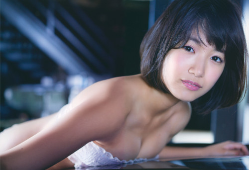 voz48reloaded:  Tomonaga Mio 1st Photobook 「Hinata」