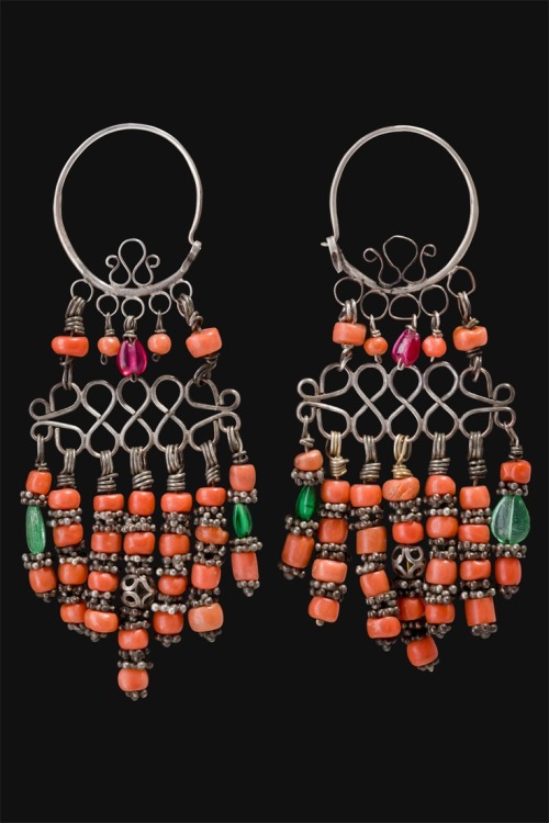 Uzbekistan | Khalka Earrings | Silver, coral and glass beads | First half 1900s