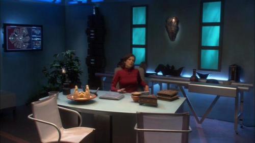 Stargate Atlantis 03x02: Misbegotten