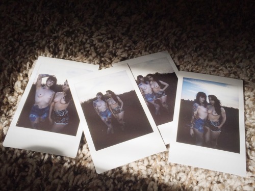 reaperskeeper:  happy humpday from the babeliens dancesamdance and I | instax by dustingenenereux    photo sets coming in the distant future