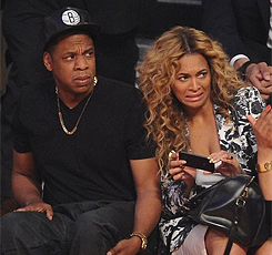 thewonderyears:  grrrlplz:  chad-hunter:  iambeyinspired:  Couple who shades together stay together  This is my ultimate favorite Beyoncé/Jay-Z post of all time  SO SHADY!!!  They don’t even try to hide it 