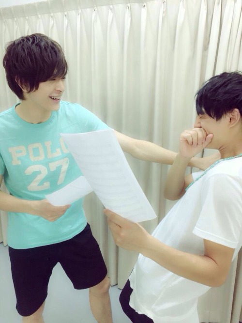 digrara: Oikawa Tooru- Kosuke Asuma Iwazumi Hajime- Yūya Hirata Iwaoi irl? Iwaoi irl (did I sneak a 