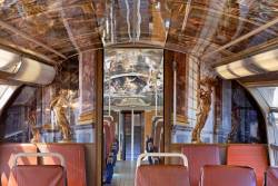 versaillesadness:  In 2012 the urban trains between Paris and Versailles were decorated like the Palace of Versailles. 