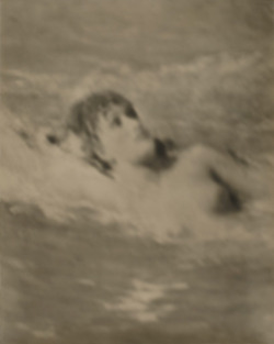 les-sources-du-nil:  Robert Stivers &ldquo;Woman in Water #2&rdquo; (Akron Art Museum) 