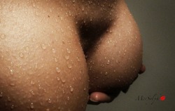 manchestersylph:  manchestersylph:  The Sylph No. 54 ……a very wet one for Wednesday…… ;-) 💋  …wet hump Wednesday :-)  The wetter, the better 🌹💋😚😍
