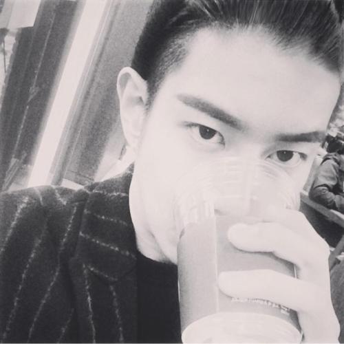 [150203][BBOMB/INSTAGRAM] #Refreshing #Forehead instagram.com/p/yohpykqRmT/ trans:@bonthebloc