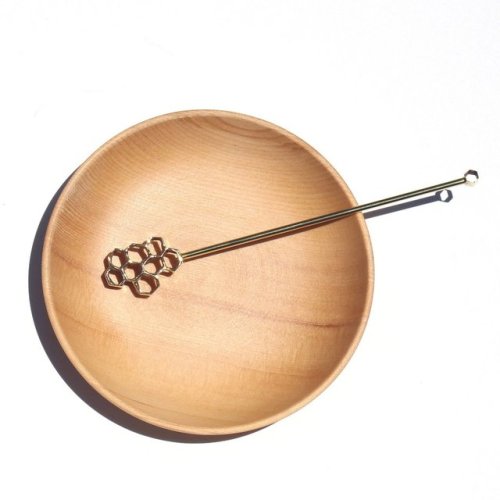 everything-creative: Brass Honey Dipper by Deanna deVries of CRFT SHWDeanna deVries is the founder o