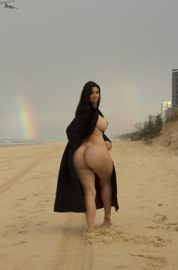 gabgar11:  Thick Arab bubblebutt  What a beautiful sight!!