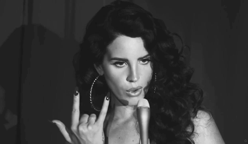bewhoyoureallywannabe:  diamondsanddelrey:  Lana Del Rey and Marina and The Diamonds Blog  ✖ TRUST NO ONE ♡ PARADISE ✖