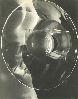 zzzze:Man Ray, Untitled 