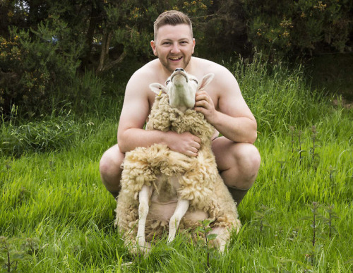 Jamie and Jimmy’s Friday Night Feast sheep farmer’s calendar.Download it here: cdn.jamieoliv