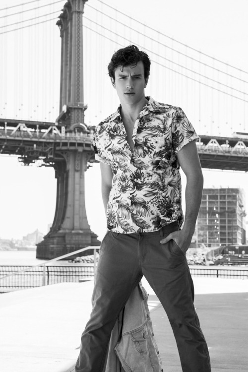 bambam62:  William Moncada by Juan Neira