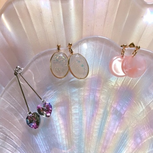 3blush:https://www.instagram.com/p/BXu_Gr3lGMy/