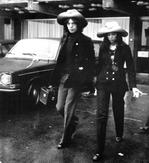 smokingissexy:Mick and Bianca Jagger