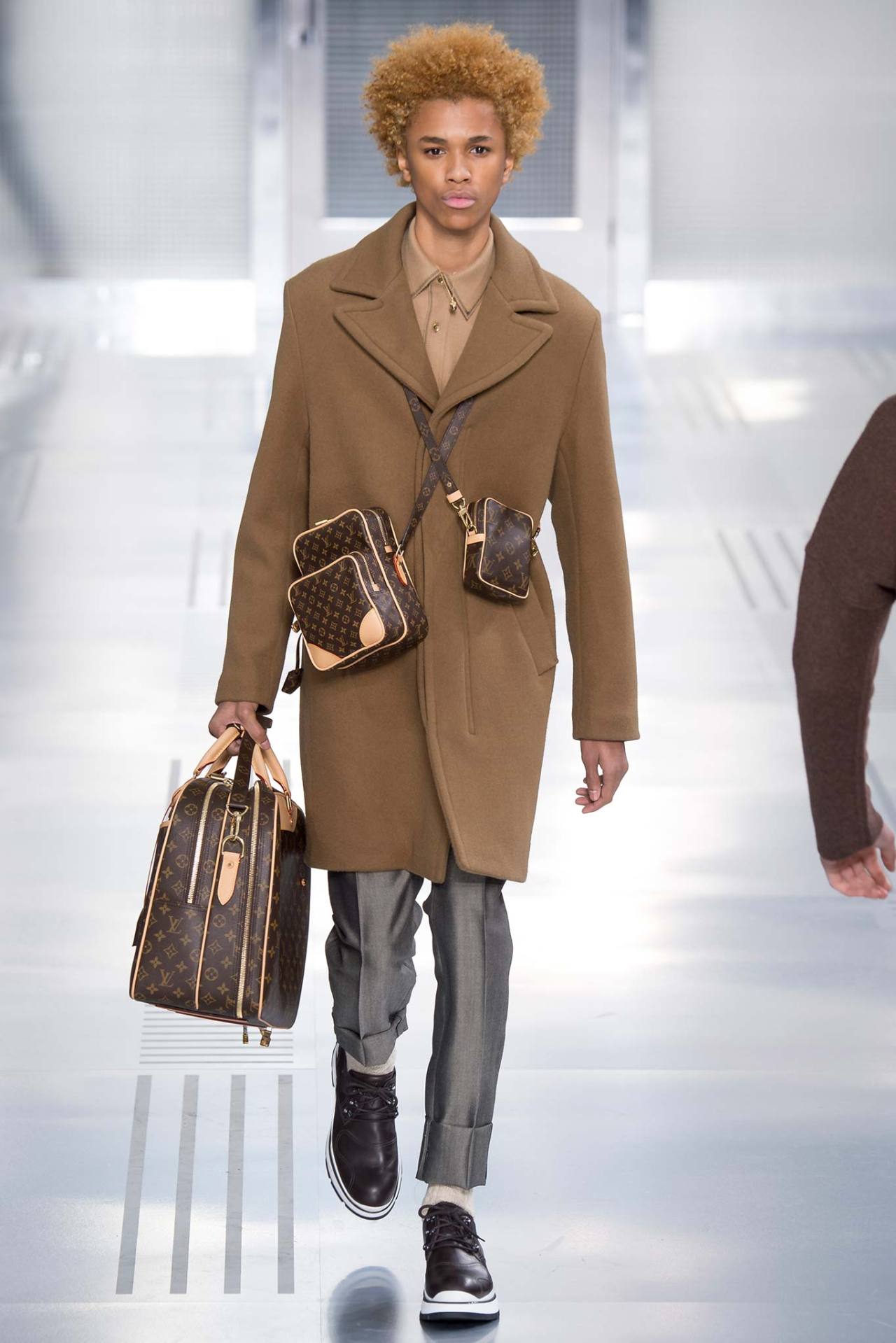 yhji: multi bag life @ louis vuitton f/w15 