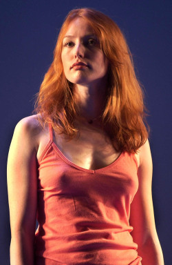 no-bra-celebrities:  Alicia Witt showing