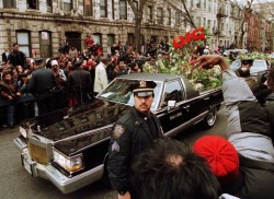 90shiphopraprnb:    The Notorious B.I.G.’s Funeral (1997) 