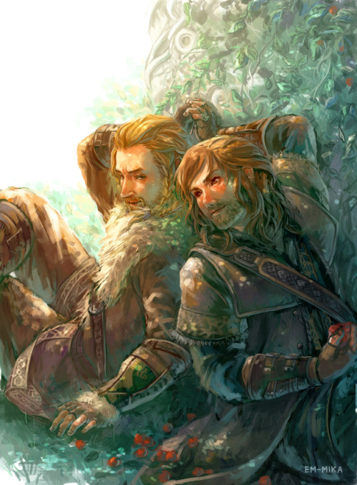 hituiwen:  Fili Kili : I will stand by you by *EM-MIKA 