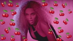 beyvenchy:  BEYONCÉ + FROOT 