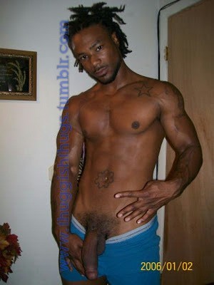 thuggishthugs:  what’s up followers if you want a shout out or just want your picture