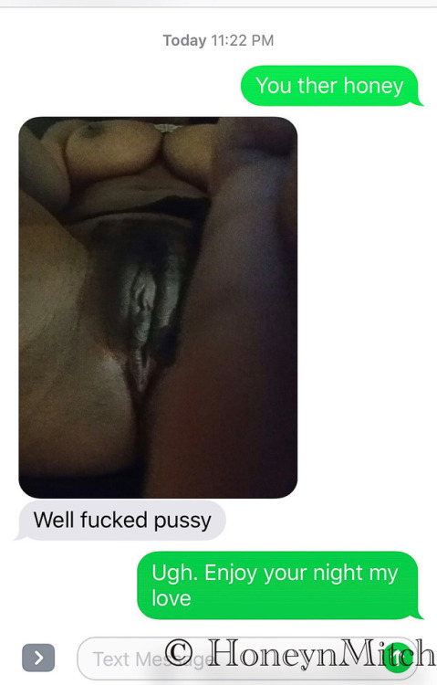 sluttytext: honeynmitch:These are random texts Ive sent to MitchA prolific texter.