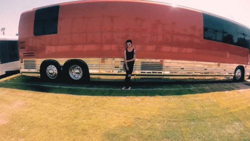 mattyhewhealy:  GIRLS TOUR VIDEO - IN FULL LIVING COLOUR